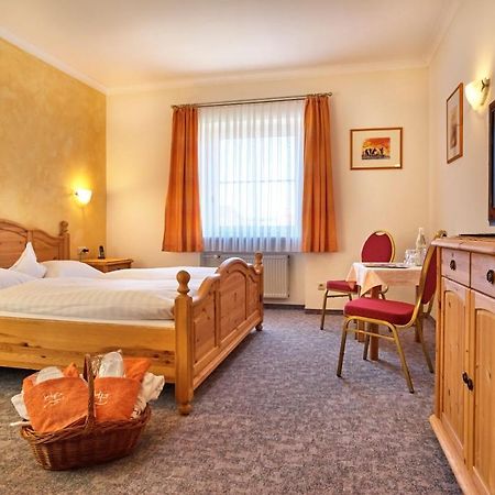 Zedernhof Gesundheits- & Wellnesshotel Stamsried Buitenkant foto