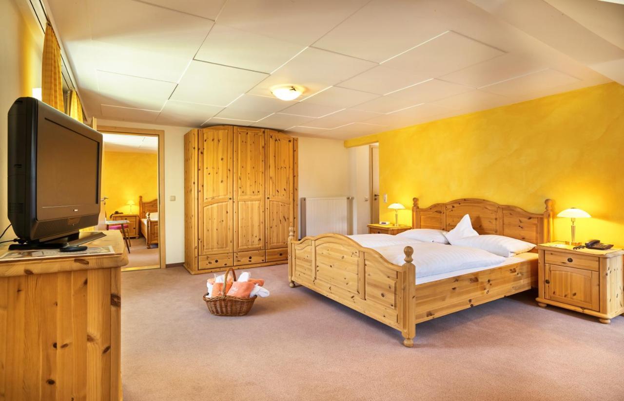 Zedernhof Gesundheits- & Wellnesshotel Stamsried Buitenkant foto