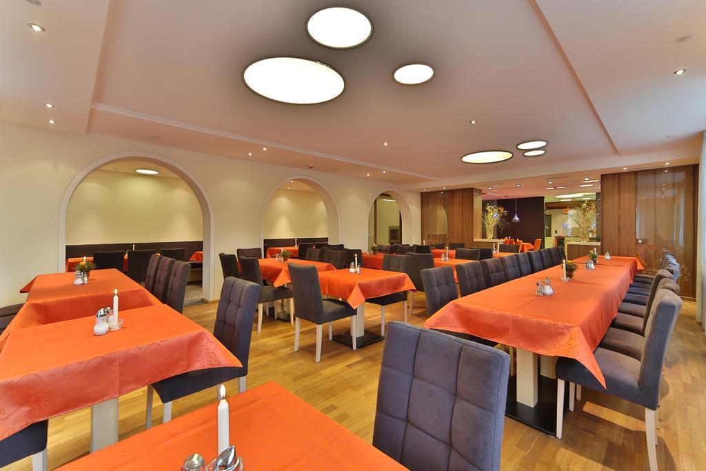 Zedernhof Gesundheits- & Wellnesshotel Stamsried Buitenkant foto