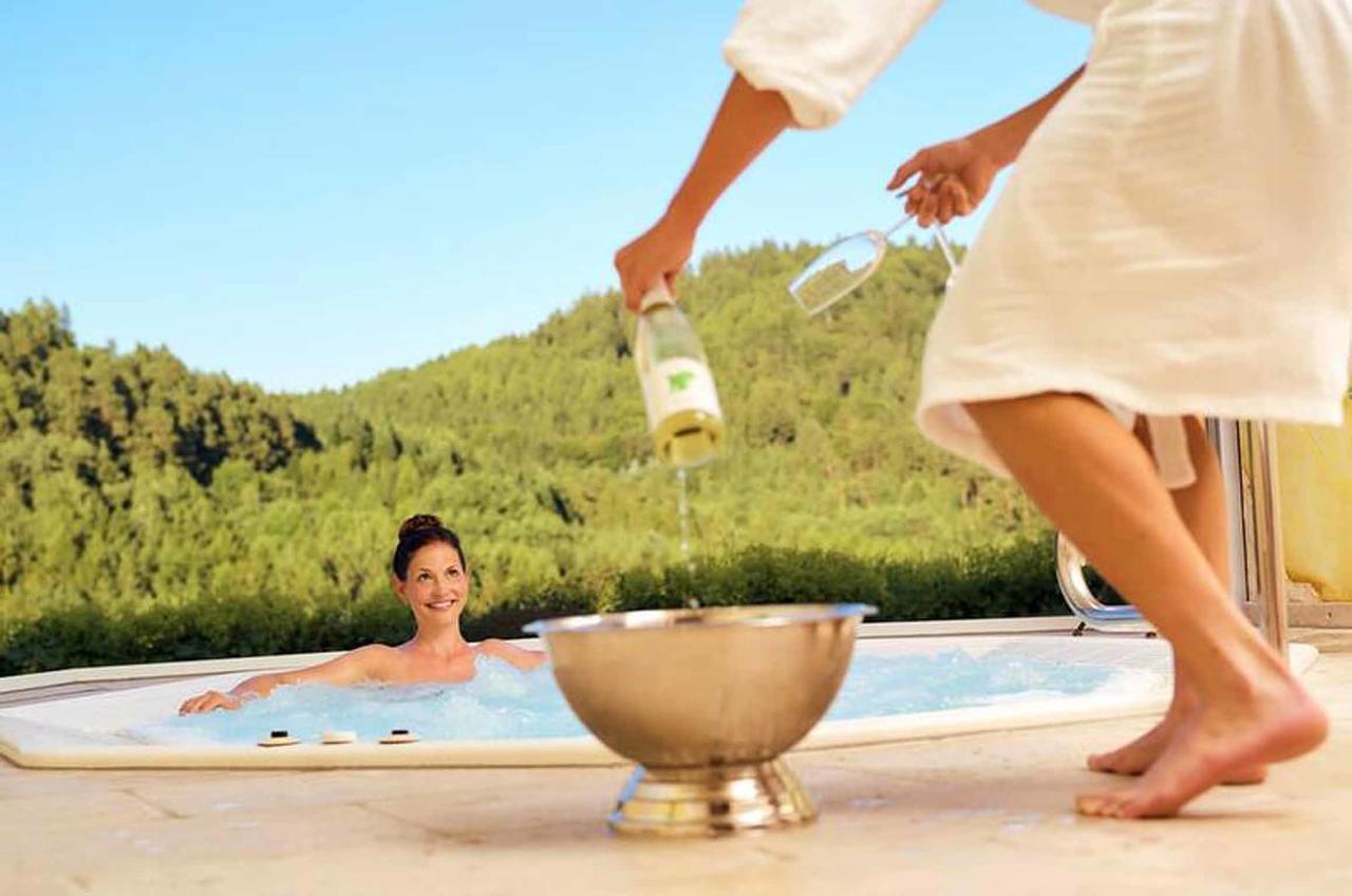 Zedernhof Gesundheits- & Wellnesshotel Stamsried Buitenkant foto