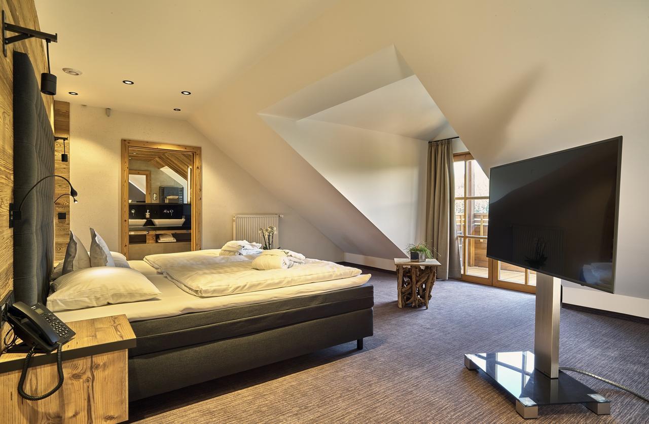Zedernhof Gesundheits- & Wellnesshotel Stamsried Buitenkant foto