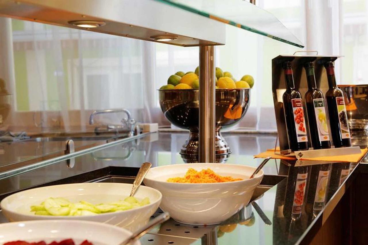Zedernhof Gesundheits- & Wellnesshotel Stamsried Buitenkant foto