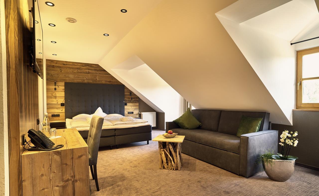 Zedernhof Gesundheits- & Wellnesshotel Stamsried Buitenkant foto